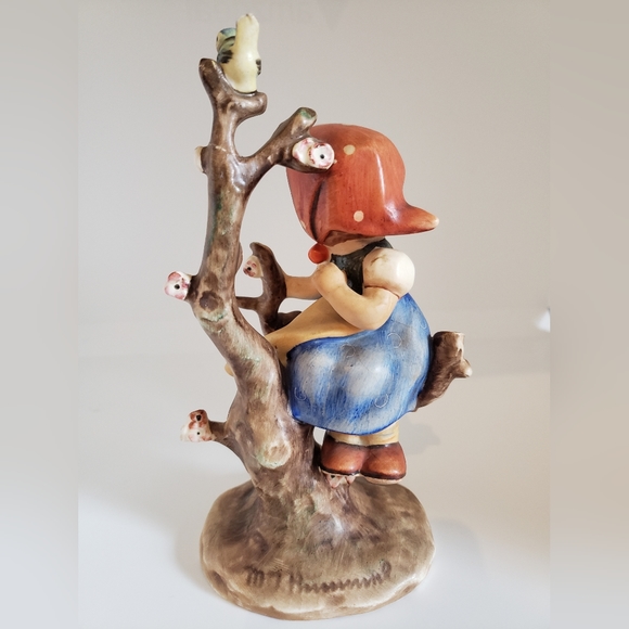 Hummel Apple Tree Girl #141 Crown TMK-1 - Picture 4 of 10